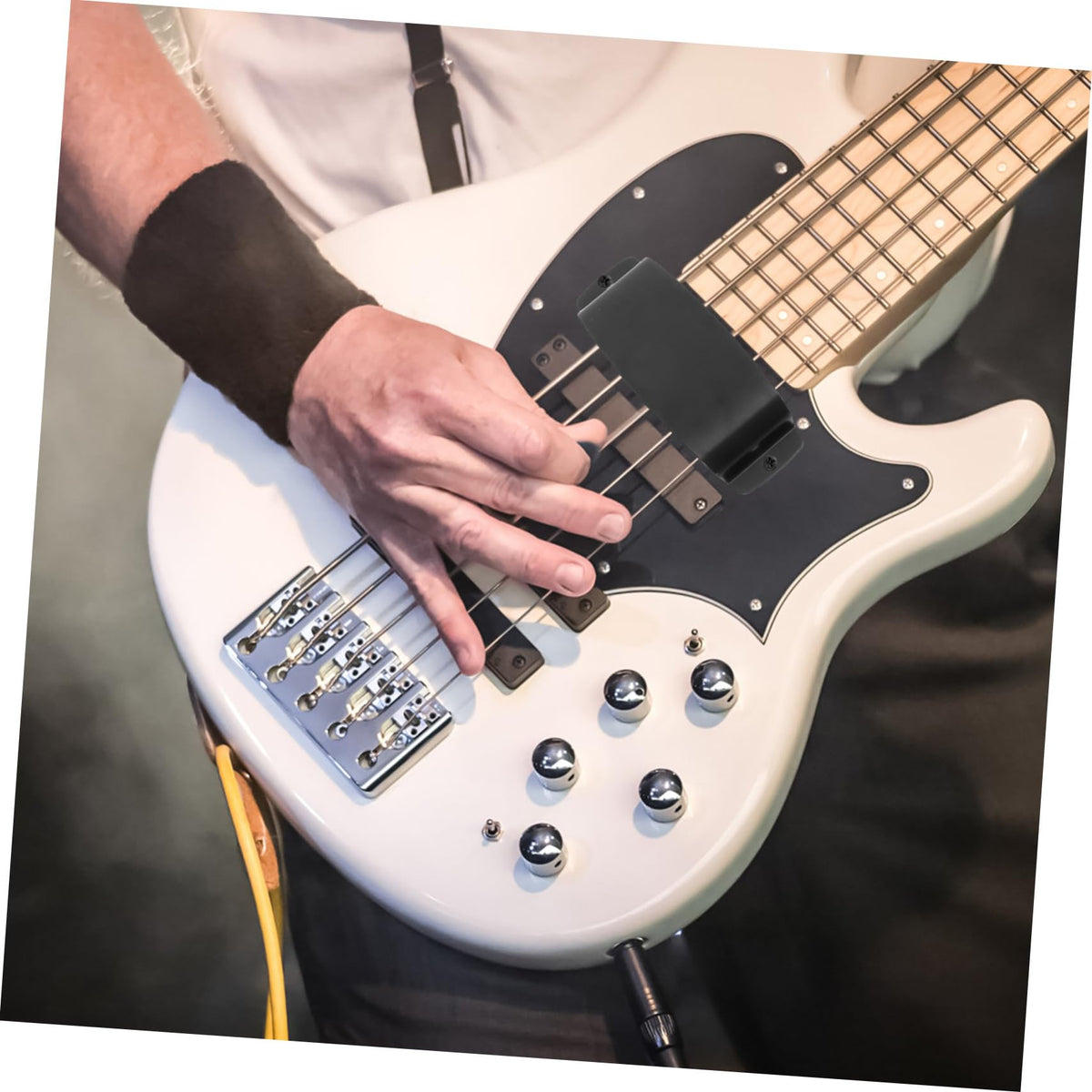 Bass Pickup Cover Y374