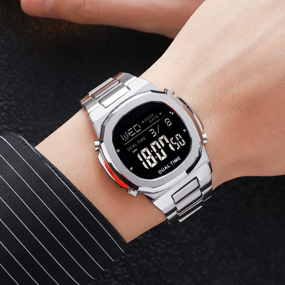 Men's Multifunctional Electronic Outdoor Sports Watch EL Light Large Digital Display Stainless Steel E860
